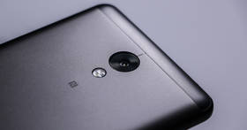 Lenovo P2 review: packs a battery that refuses to quit