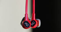HyperX Cloud Earbuds review: hard pass Related Article