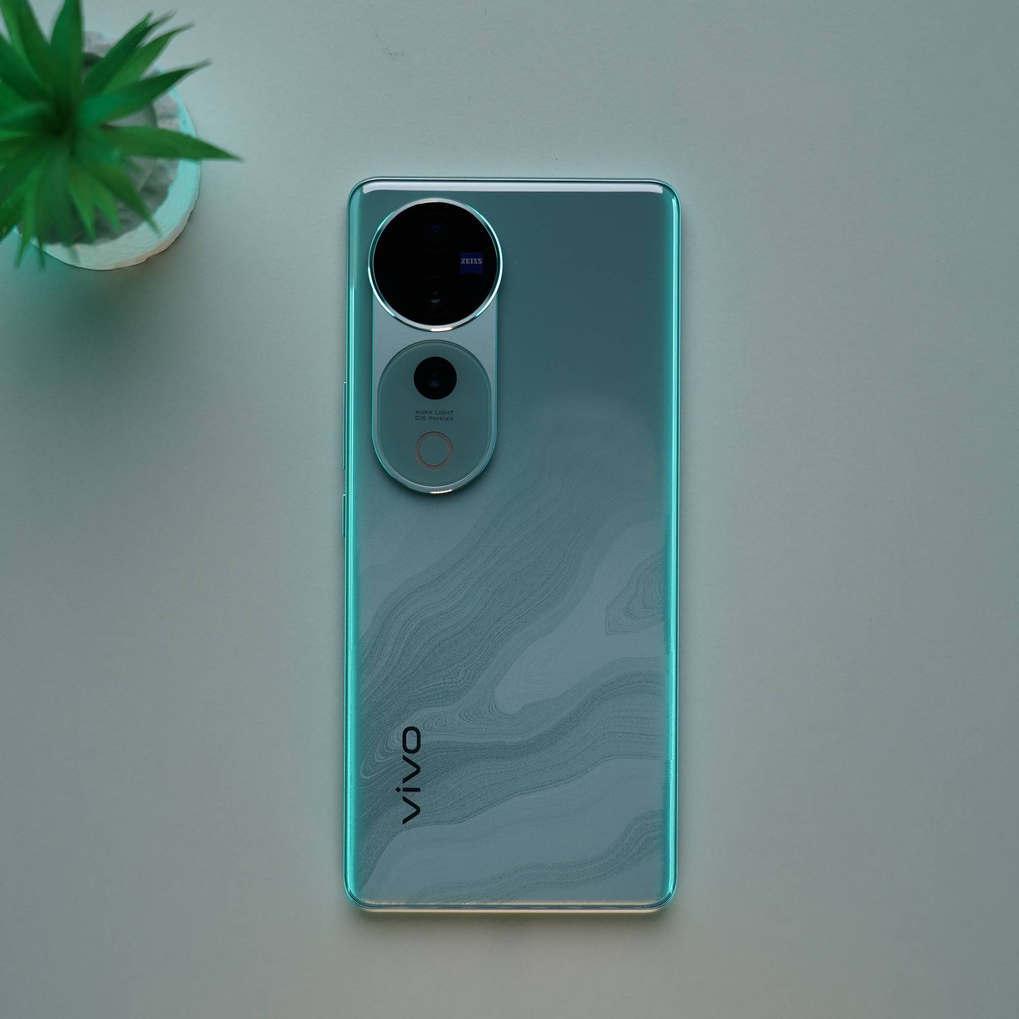 Vivo V40 pro