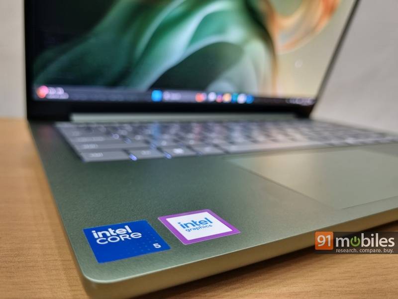 Moto Book 60 Review