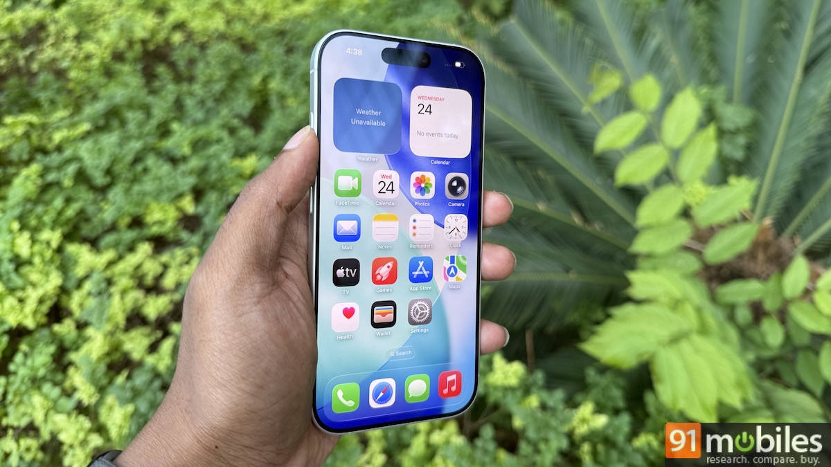 Apple reportedly extending iPhone 17 production cycle, iPhone 18 launch delay hinted