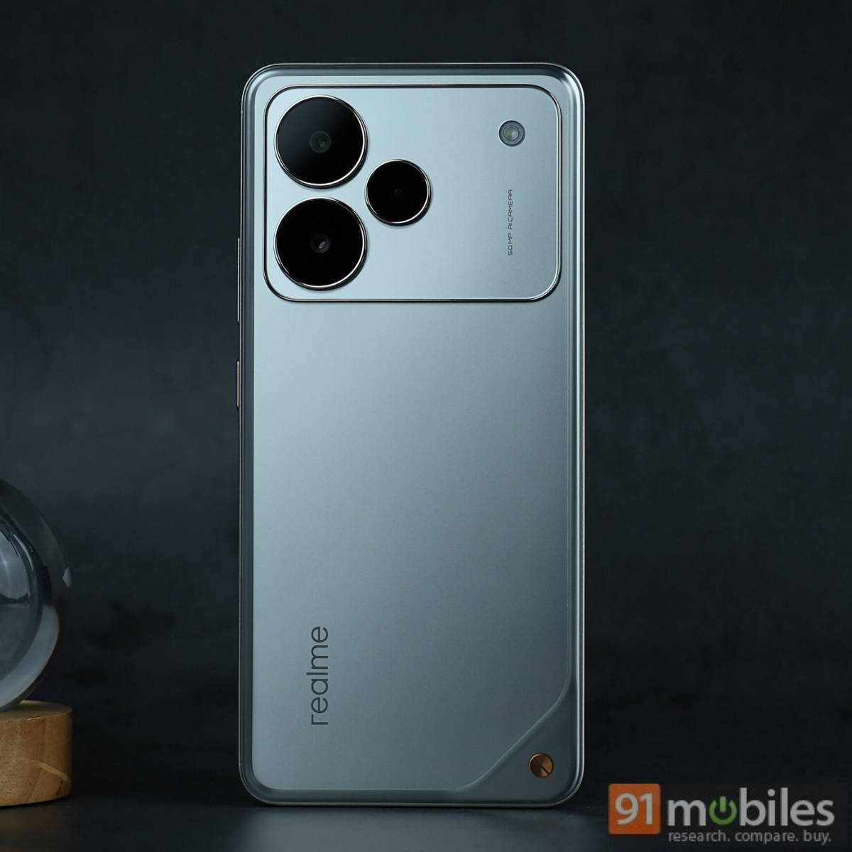 realme P4 design
