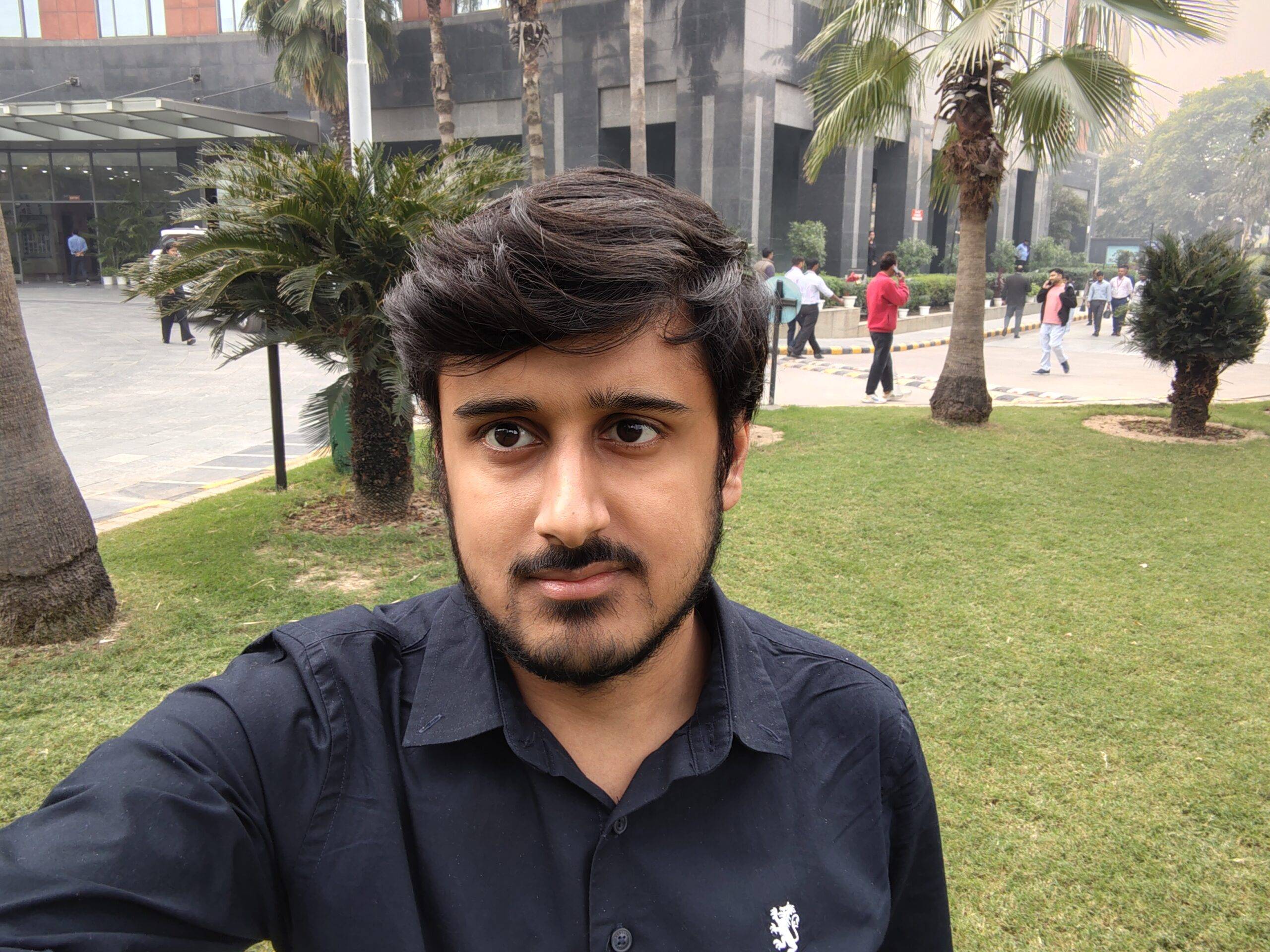 Moto G67 Power selfie