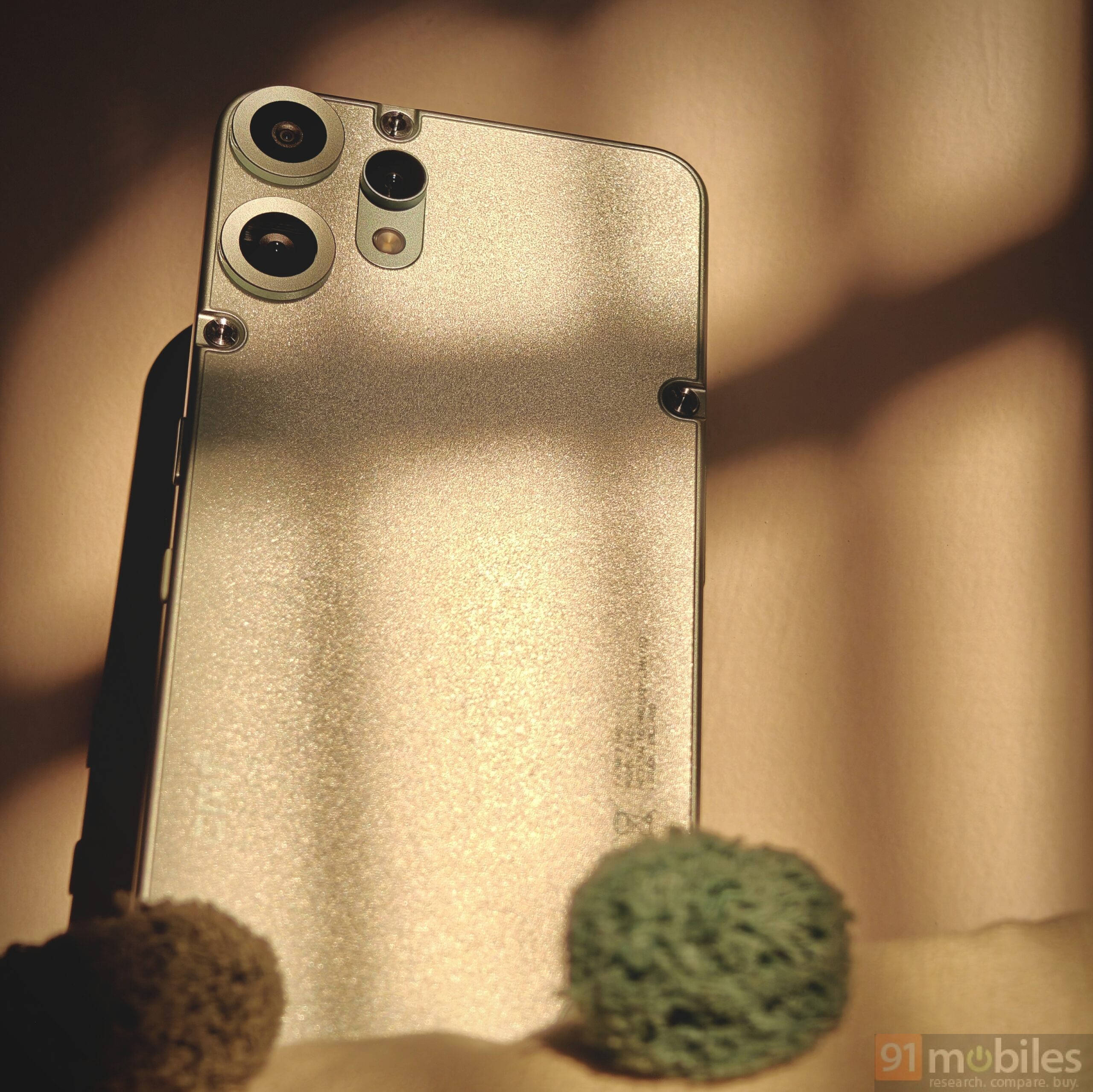CMF-Phone-2-Pro-design
