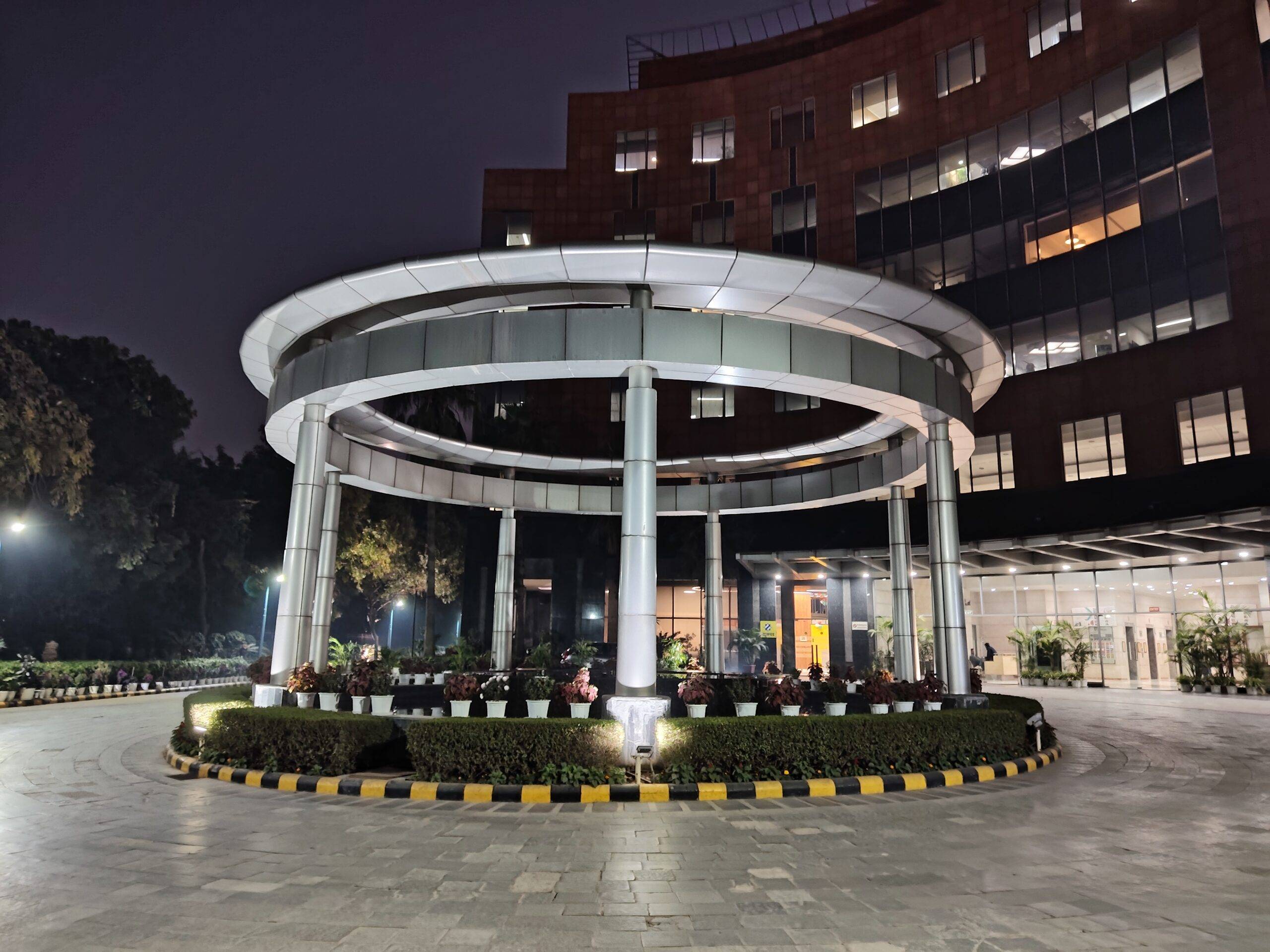 Redmi Note 15 low light