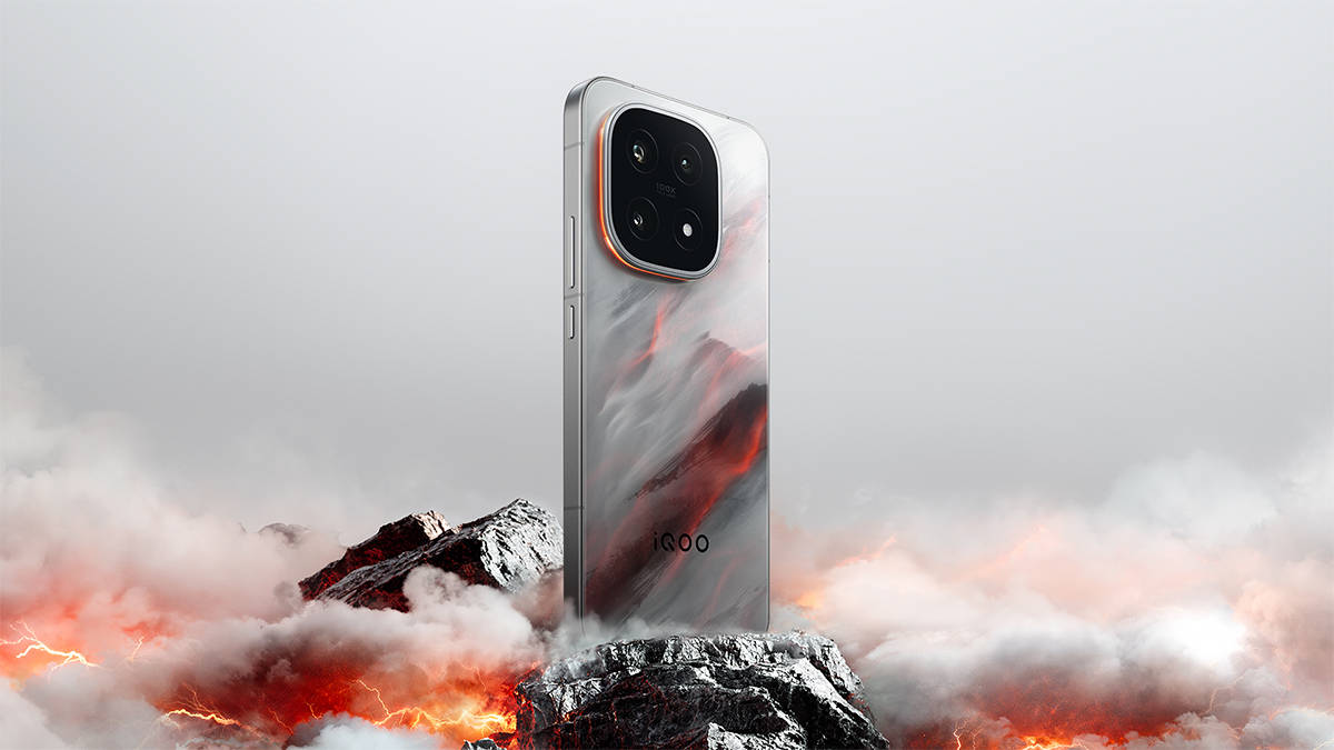 New iQOO flagship with Dimensity 9500, 8,000mAh battery tipped to be in the works