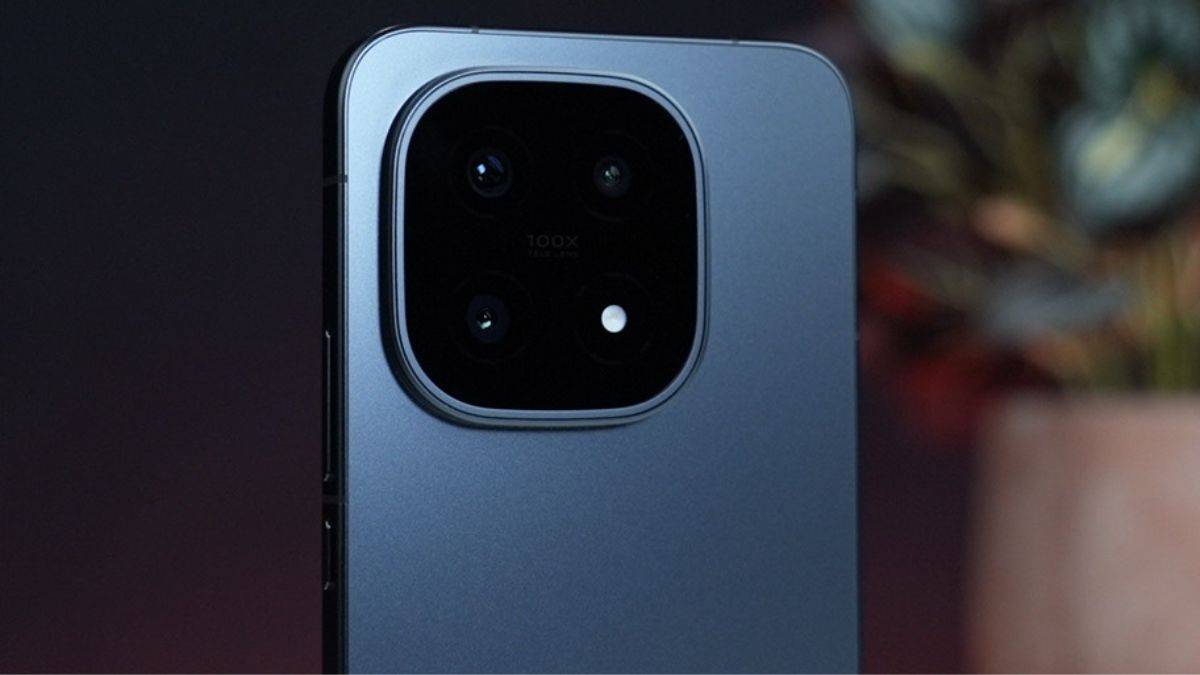 iQOO 16 may raise the bar with a 185Hz 2K Samsung display