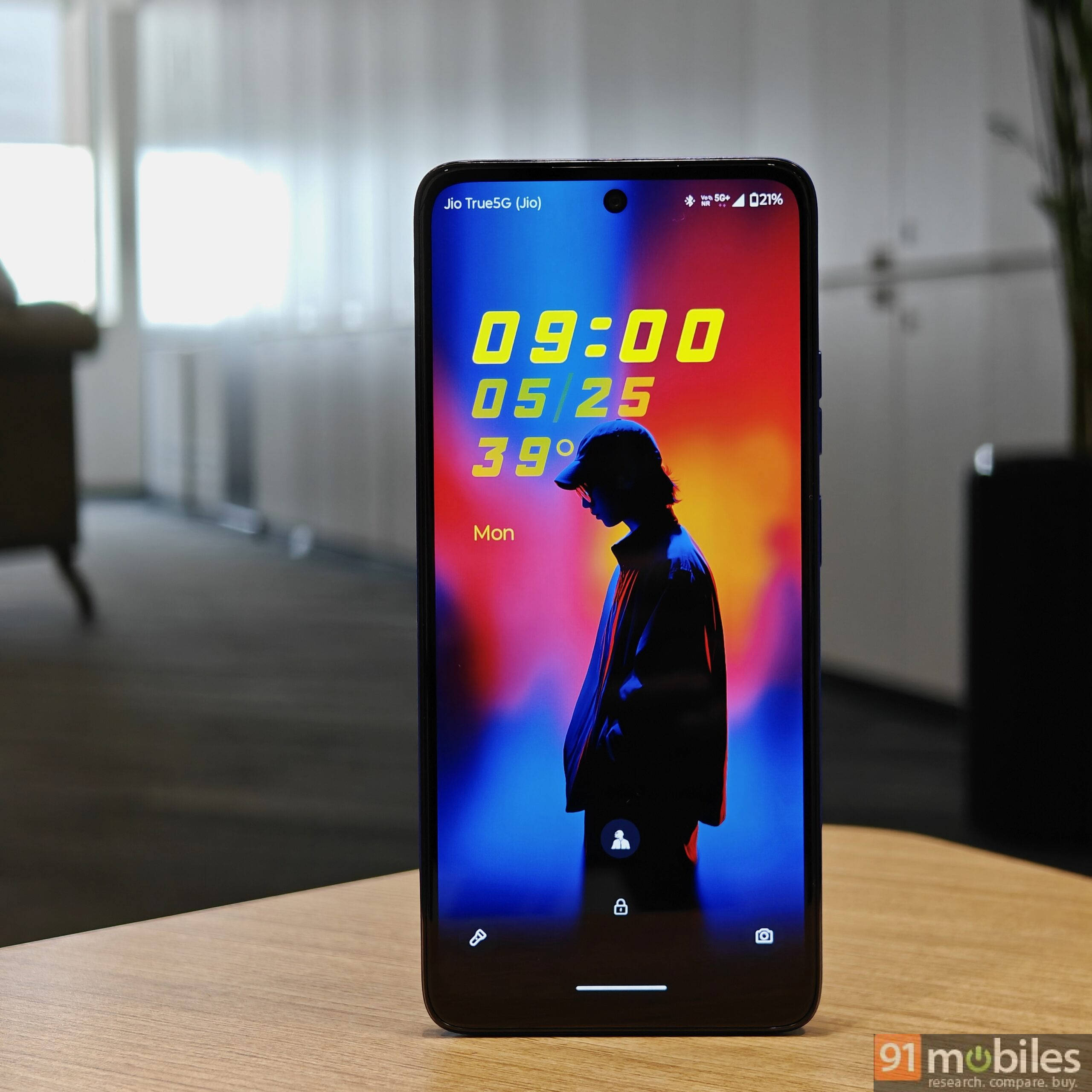 Moto G37 Power display
