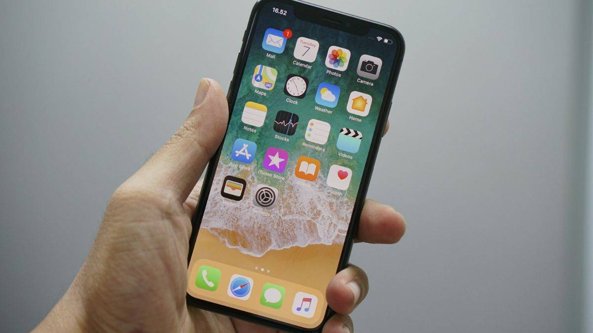 Your iPhone could soon lock automatically the moment it’s snatched from your hand