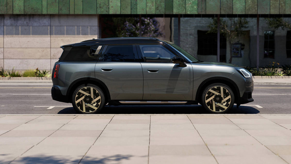 5 (tech) reasons the MINI Countryman C stands out: Is it a BMW with more personality?