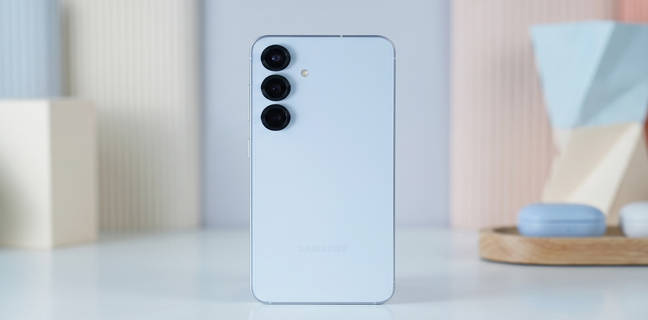 Samsung Galaxy S25 available for around Rs 50,000 on Flipkart: should you buy? Samsung Galaxy S25 Flipkart deal 2026
