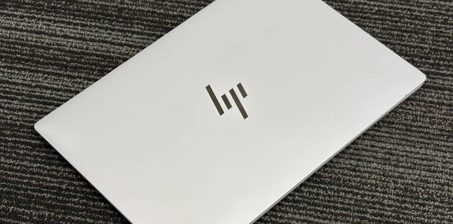 HP EliteBook X G2q 14 AI review: Does Snapdragon Finally Take the Crown?
