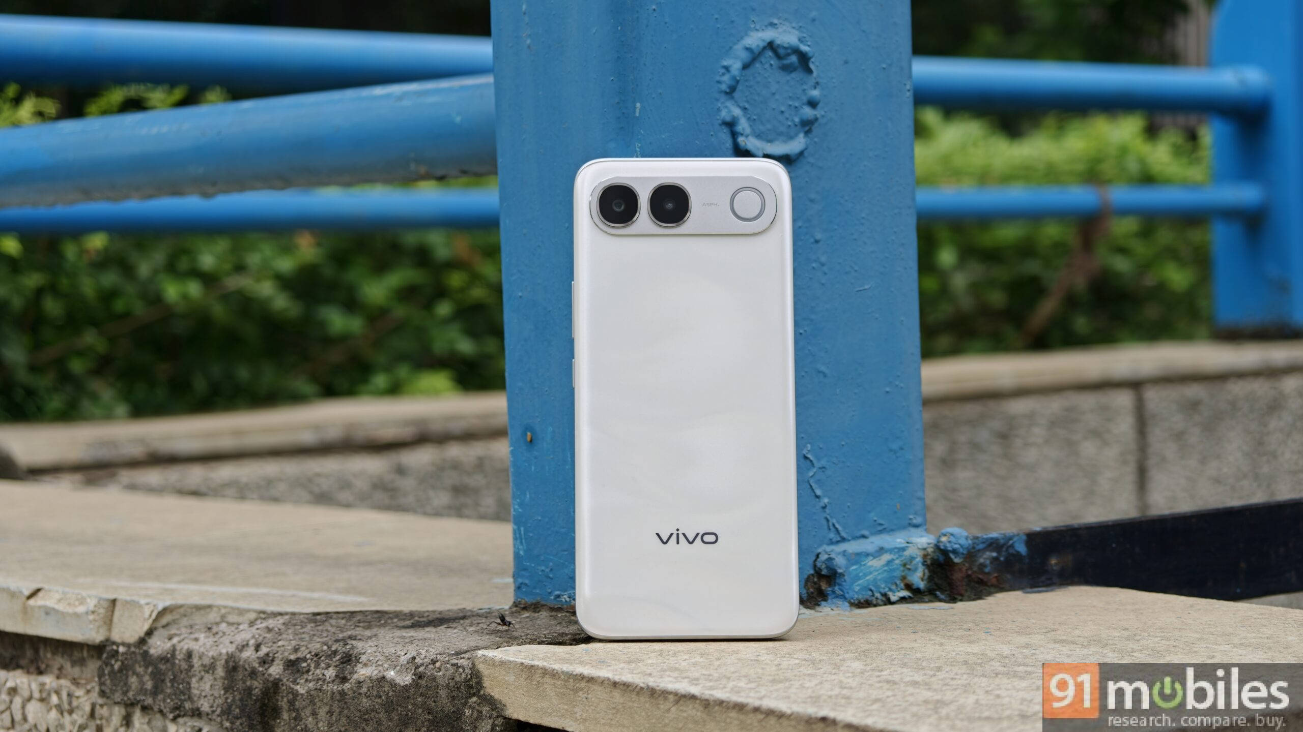 Vivo S2 review: premium design, dependable battery, mixed performance