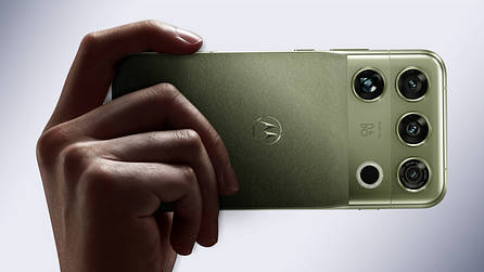 Motorola Signature 27 to officially support GrapheneOS, a privacy-focused software that restricts data tracking