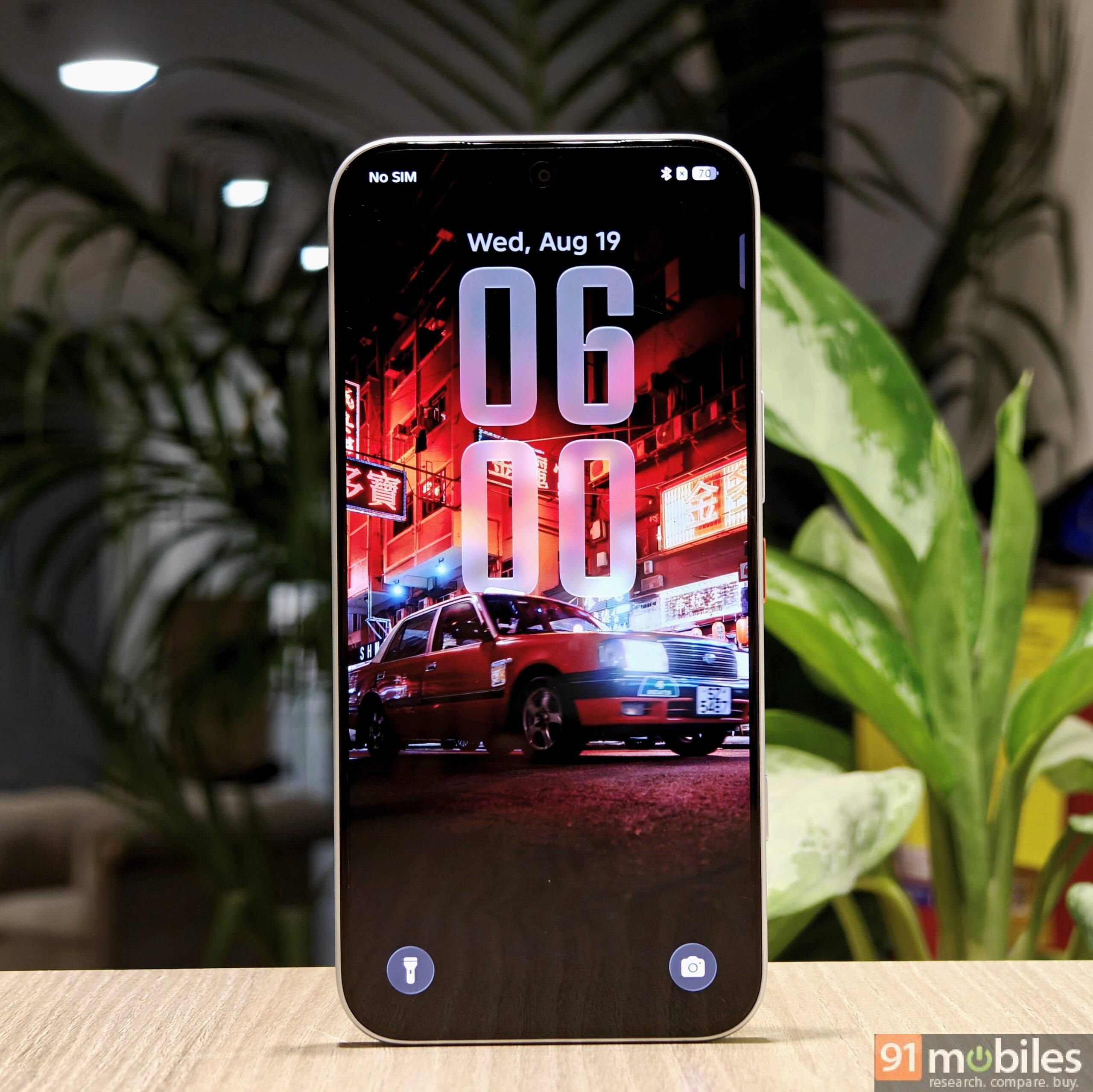 POVA 8 Pro display