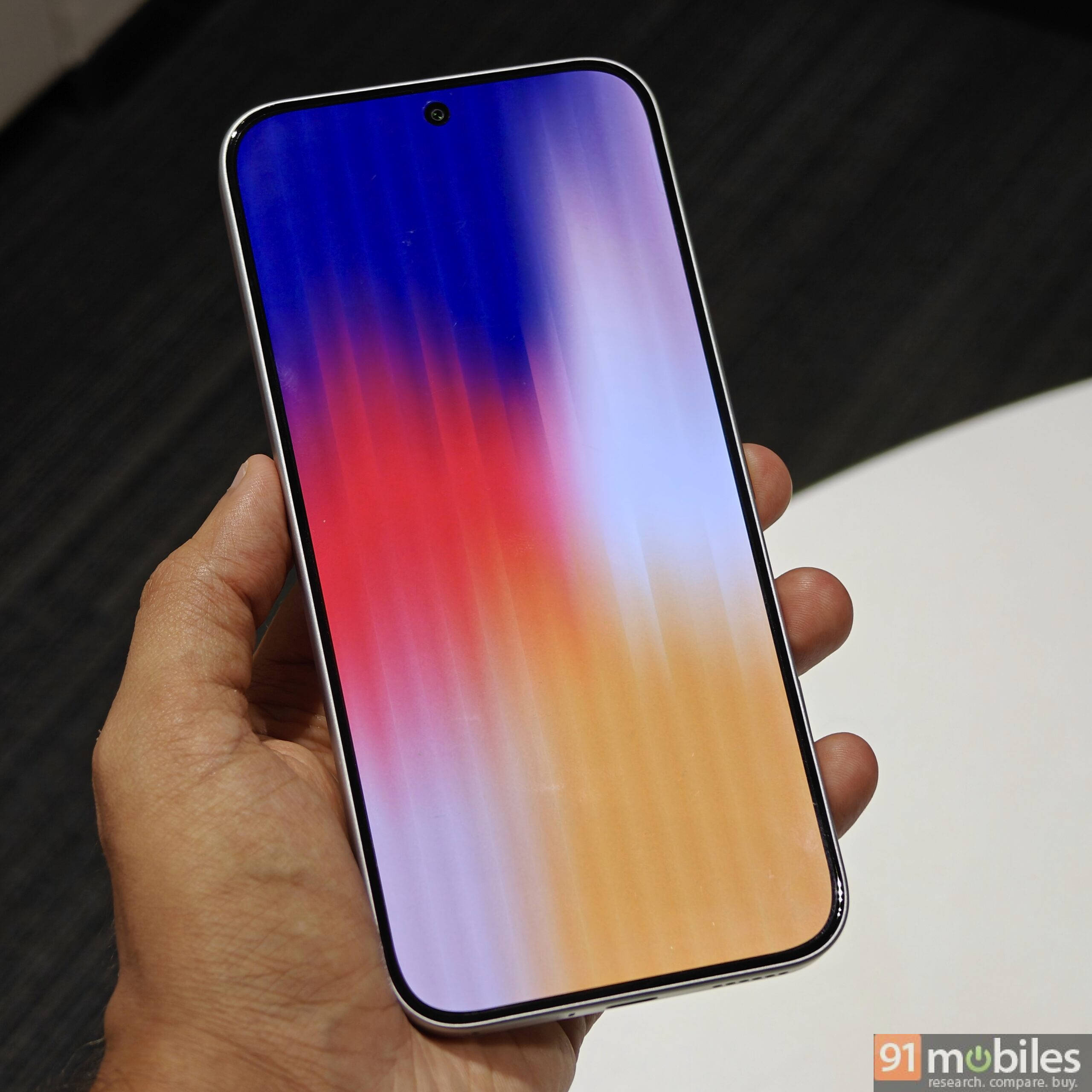 POVA 8 Pro display