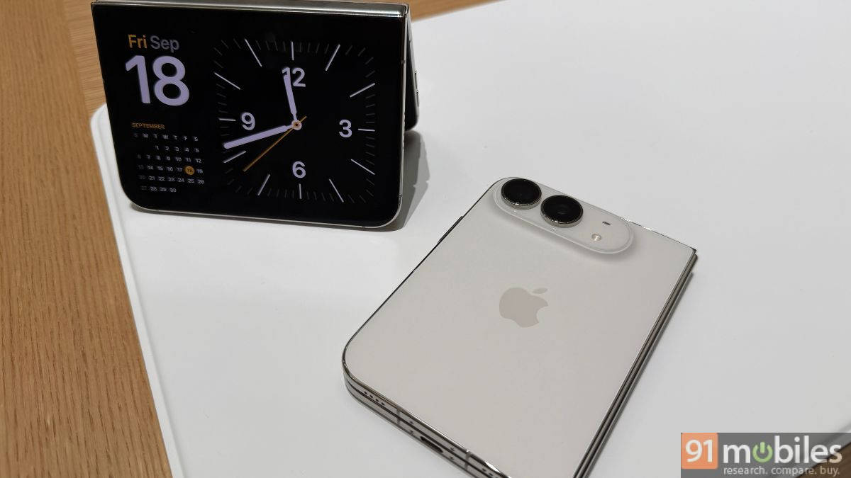 iPhone Duo first impressions: a tale of two screens, and more