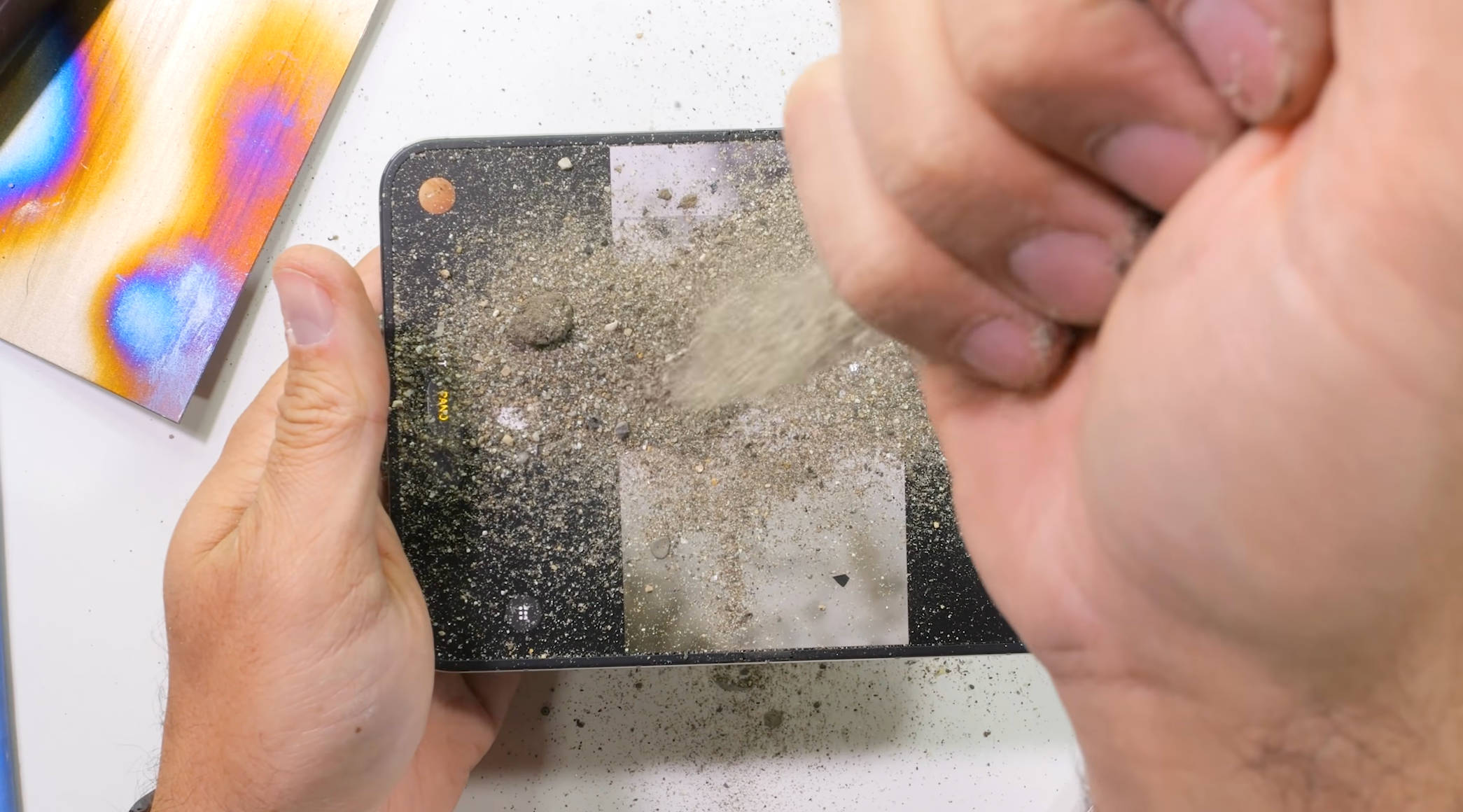 iPhone Duo dust test